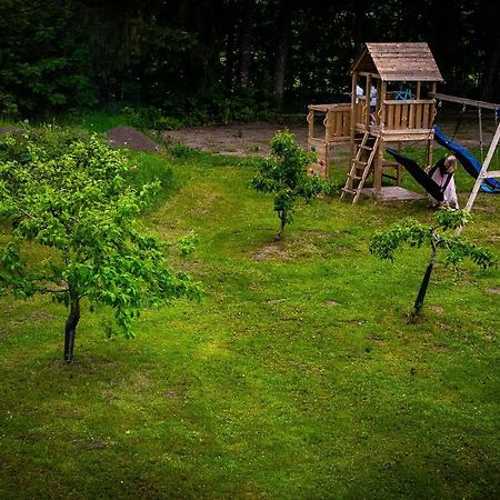 Pinska Guesthouse Cozy Apartment Viljandi  Esterno foto
